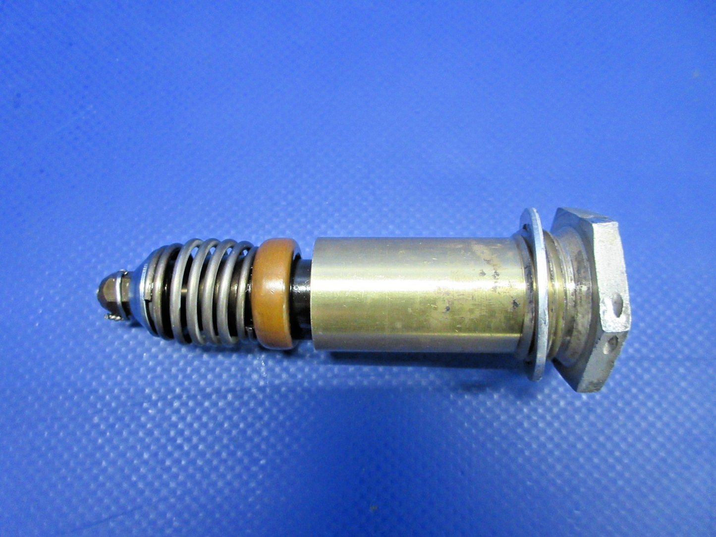 Lycoming / Beech D95A Travel Air Vernatherm Valve P/N 75944 (0326-822)3