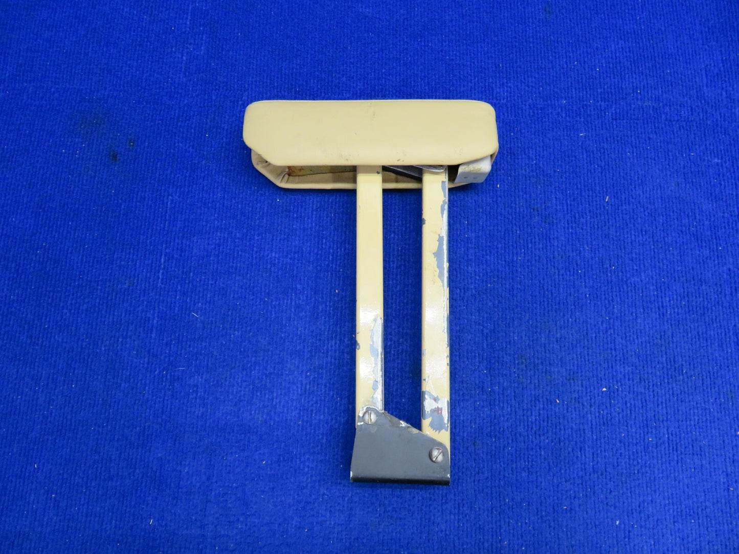 Piper PA-46 Adjustable Armrest Assy w/ RH Support P/N 84726-003 (0322-484)0