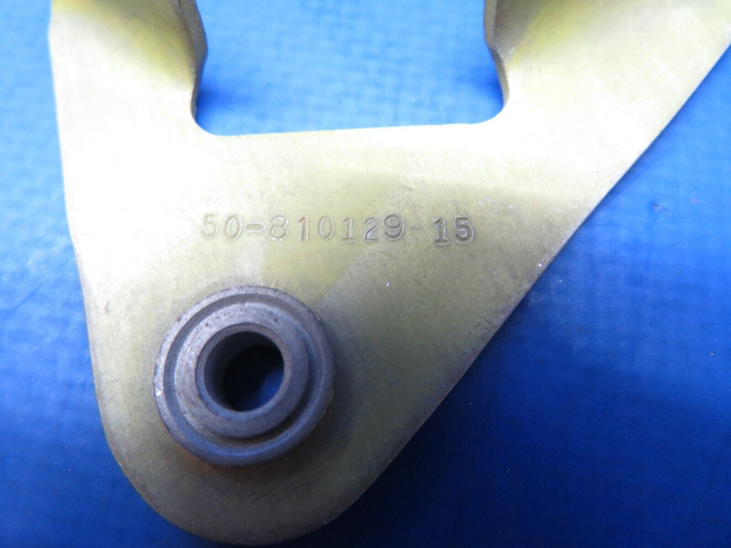 Beech / Bracket Support Assy P/N 50-81129-17 NOS (1023-184)