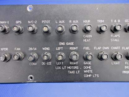 Cessna 310 / 310I Circuit Breaker Panel (0326-948)8