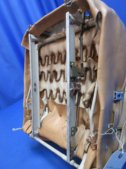 Cessna 310 / 310F LH Front Seat Assy P/N 0812220-7 (1123-751)9