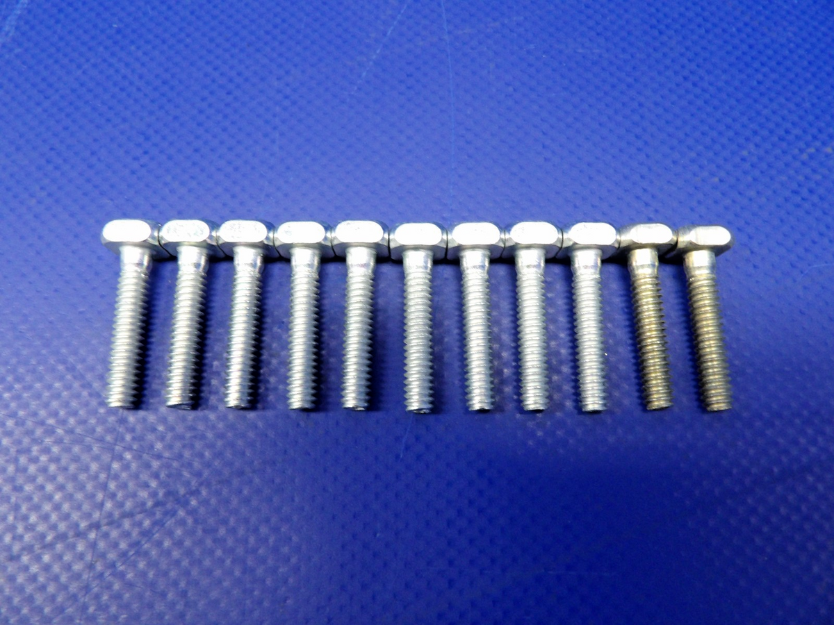 Hartzell Field Terminal Stud P/N ES4121 LOT OF 11 NOS (0426-1415)0