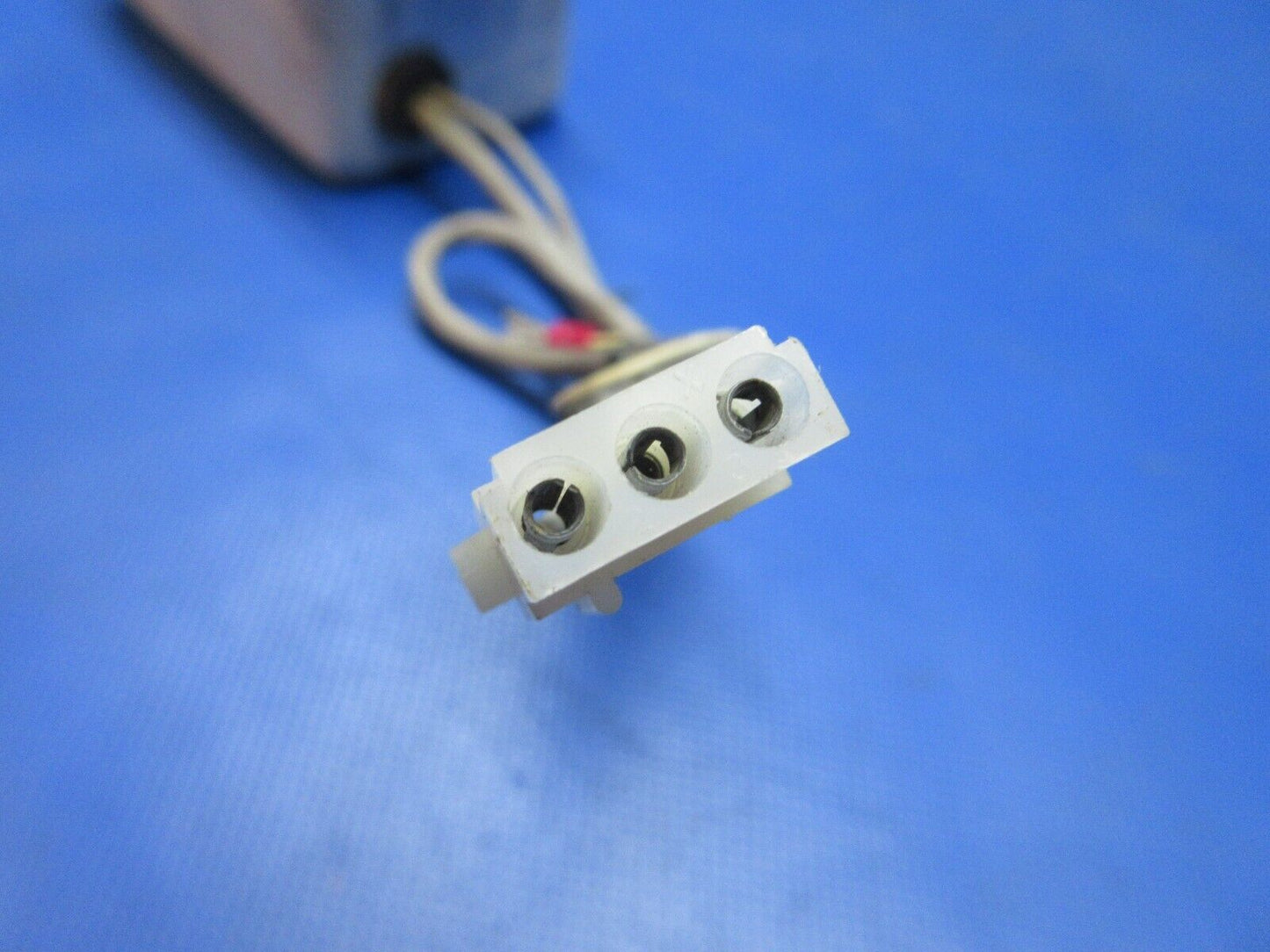 Cessna 337 / P337H Whelen Strobe Light Power Supply P/N A490 TESTED (0724-1228)