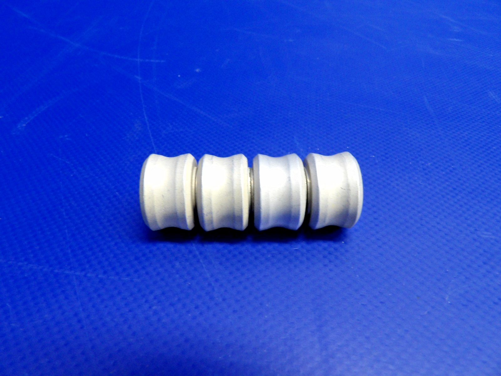 Cessna Seat Track Roller P/N 0311310 NOS LOTS OF 4 (0426-1202)8