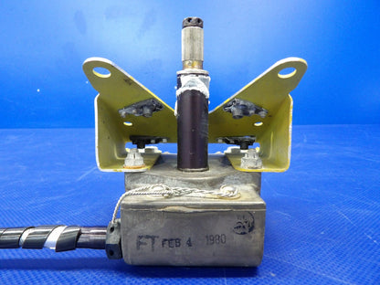 Piper Cheyenne Alco Windshield Wiper Converter  P/N XW20345-275-50 (0626-1399)3