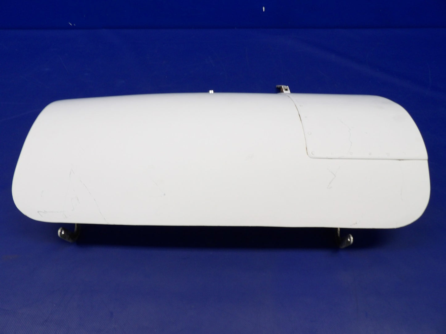 Cessna 421 RH Nose Baggage Door P/N 5013107-60 / NO KEY (0626-1484)4