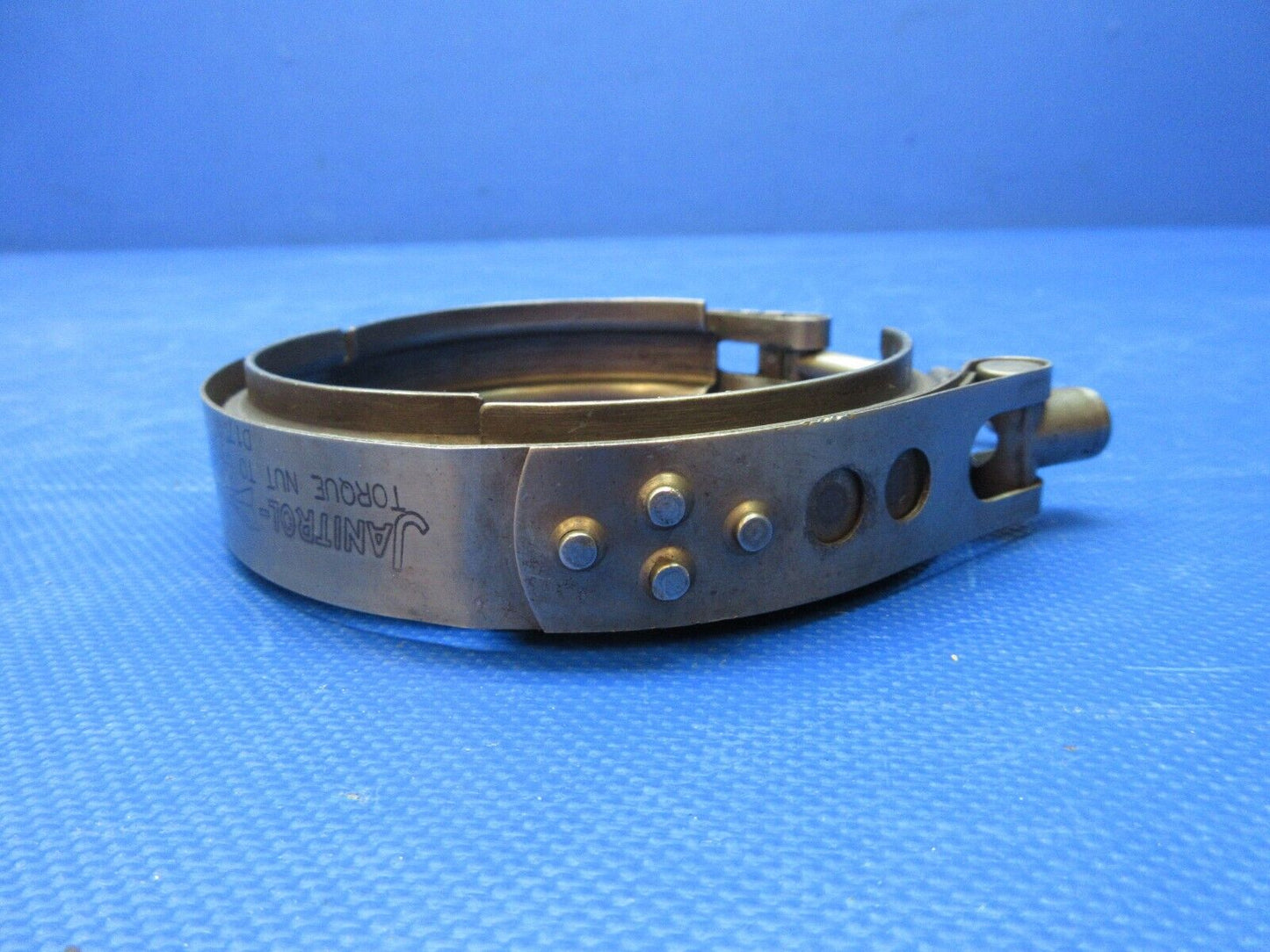 Janitrol V-Band Clamp P/N D17D87 (1124-1335)