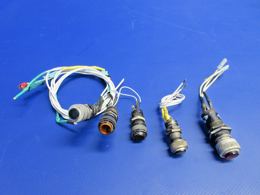Air Tractor Dialco Press-To-Test-Lights 800-1030-0331-504 LOT OF 5 (0626-702)0