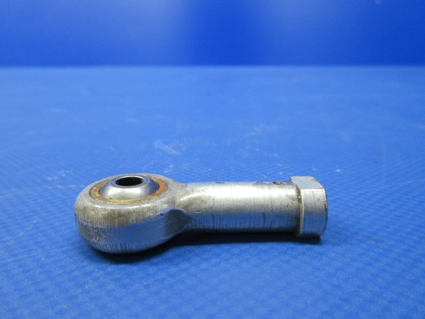 Piper PA-34-200T Seneca II Flap Torque Tube & Rod End RH P/N 452-335 (0524-1230)