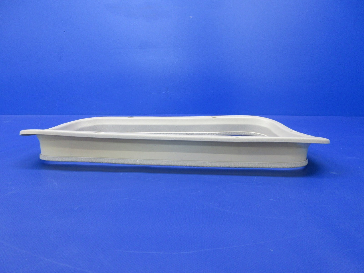 1996 Piper PA-28-181 Archer III RH FWD Window Reveal P/N 84277-19 (1224-2010)2