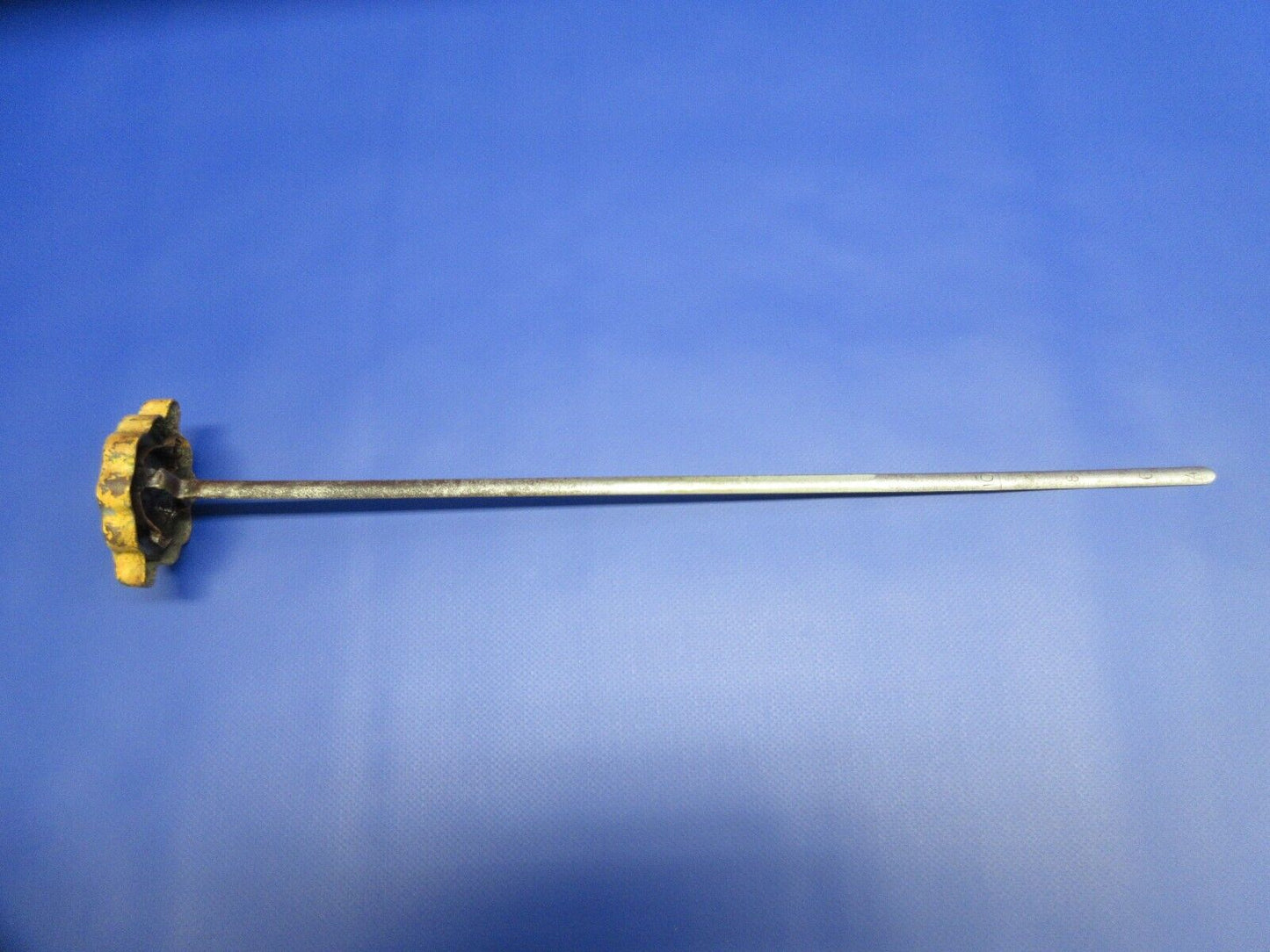 Bell 47J-2 Helicopter Engine Oil Tank Cap & Stick 10qts 47-671-033-7 (1124-935)