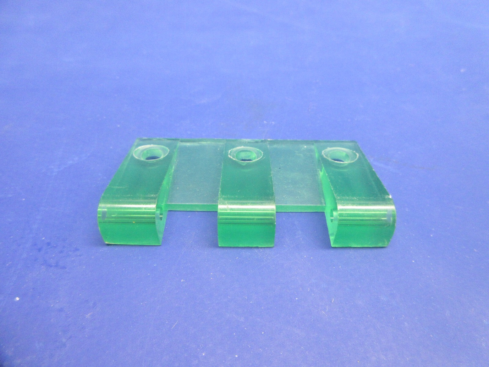Cessna 310 / 310R Foul Weather Window Hinge Half P/N 5011169-1 NOS (0425-758)0
