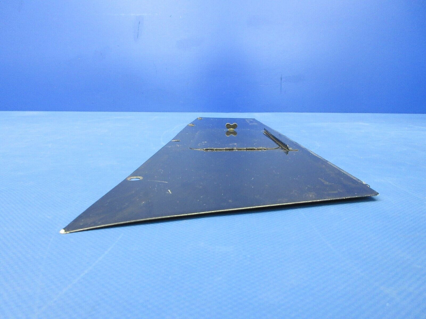 Enstrom 280FX Helicopter FWD Side Cowl RH P/N 280-114502-4 (1124-2011)