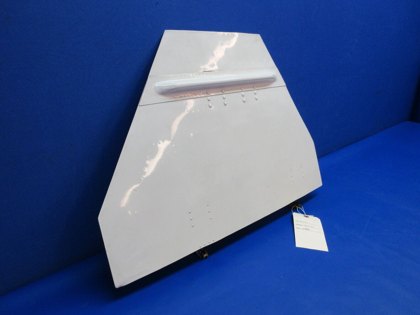 Beech 95-B55 Baron Main Gear Door Assy LH OTBD P/N 35-815055-68 (0523-1155)