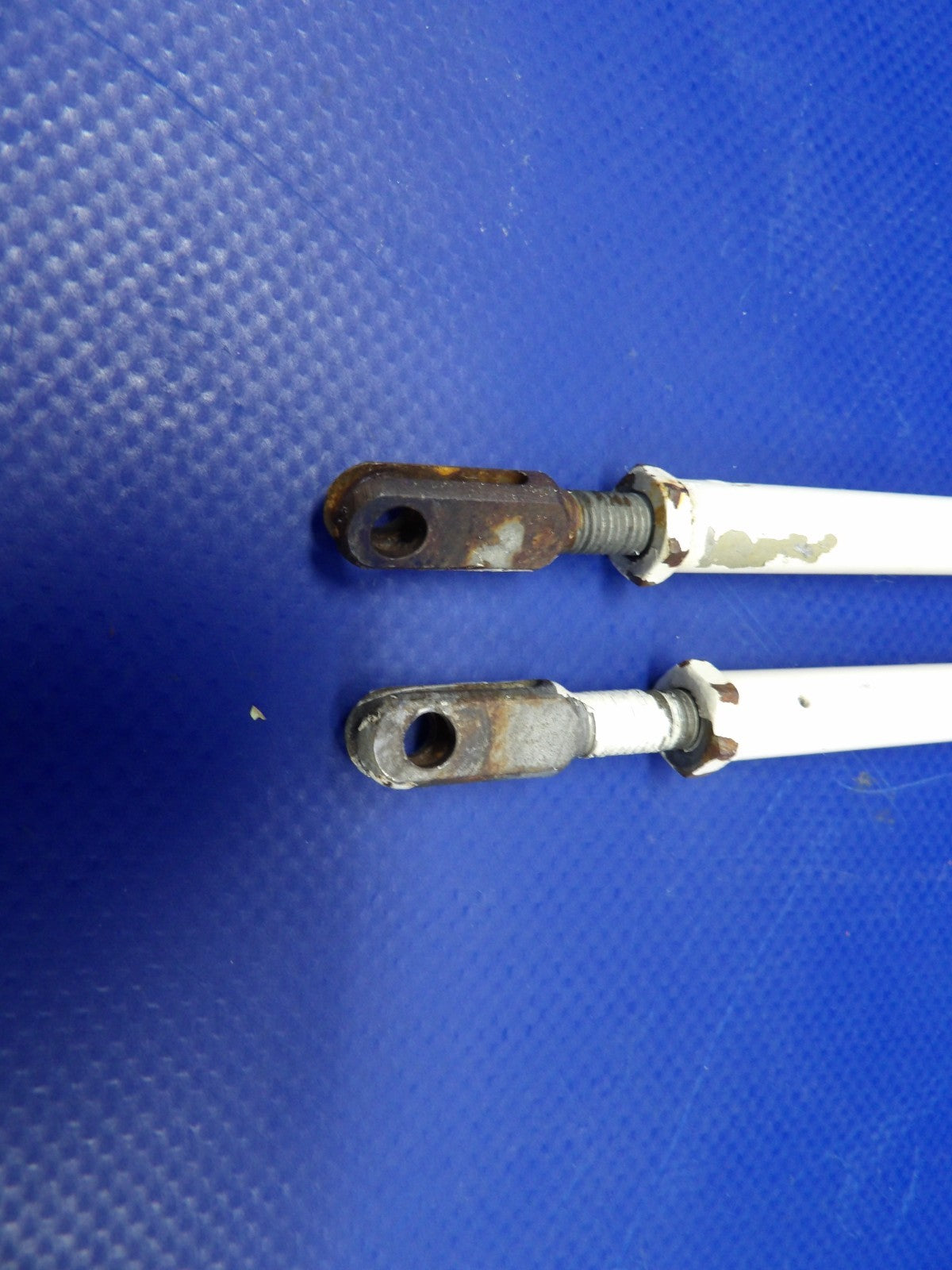 Beech D95A Elevator Trim Tab Actuator Tube P/N 45-526009-1 LOT OF 2 (0326-401)8
