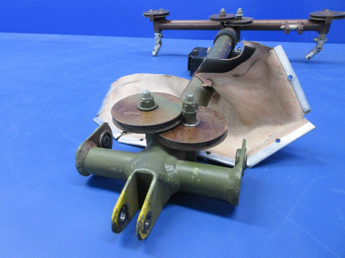 Piper PA-20 Pacer Control Column Assy P/N 12500-00 (1024-2031)
