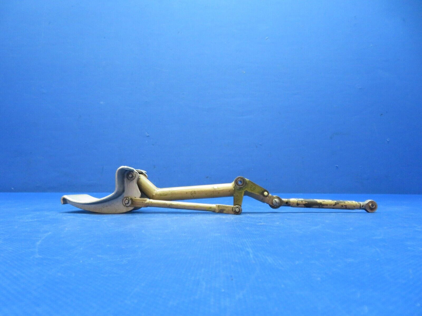 Mooney M20 / M20E Pilot Rudder Pedal Assy P/N 720017-7 (0424-206)