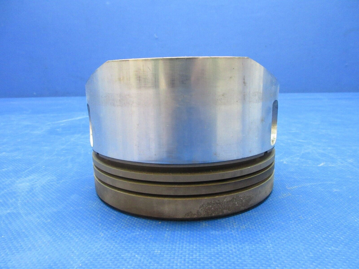 Engine Components Piston P/N AEL75089 NOS (1124-1312)