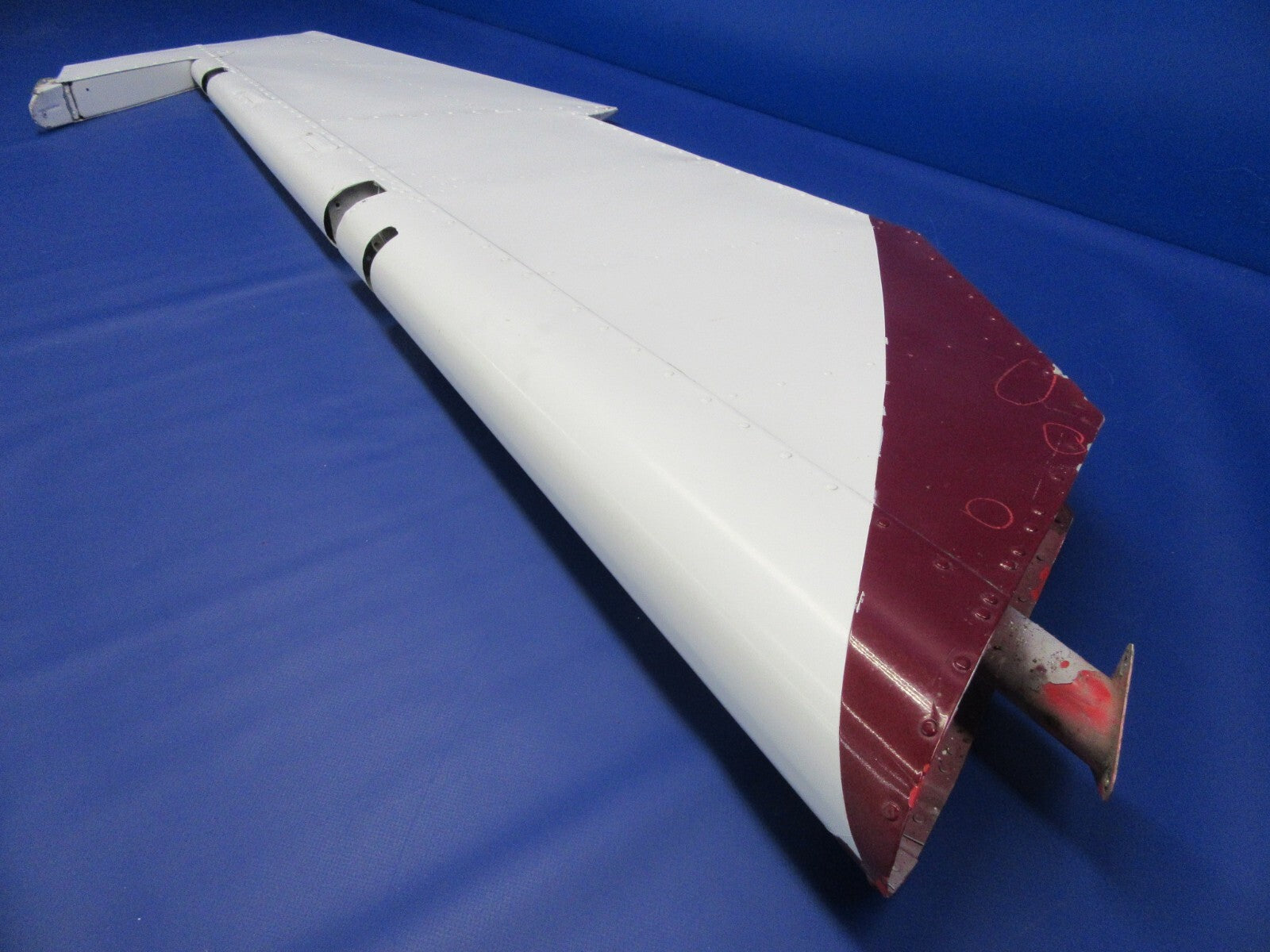Cessna 310 / 310R Rudder P/N 0831002-51, 0831002-61 (1124-11)8