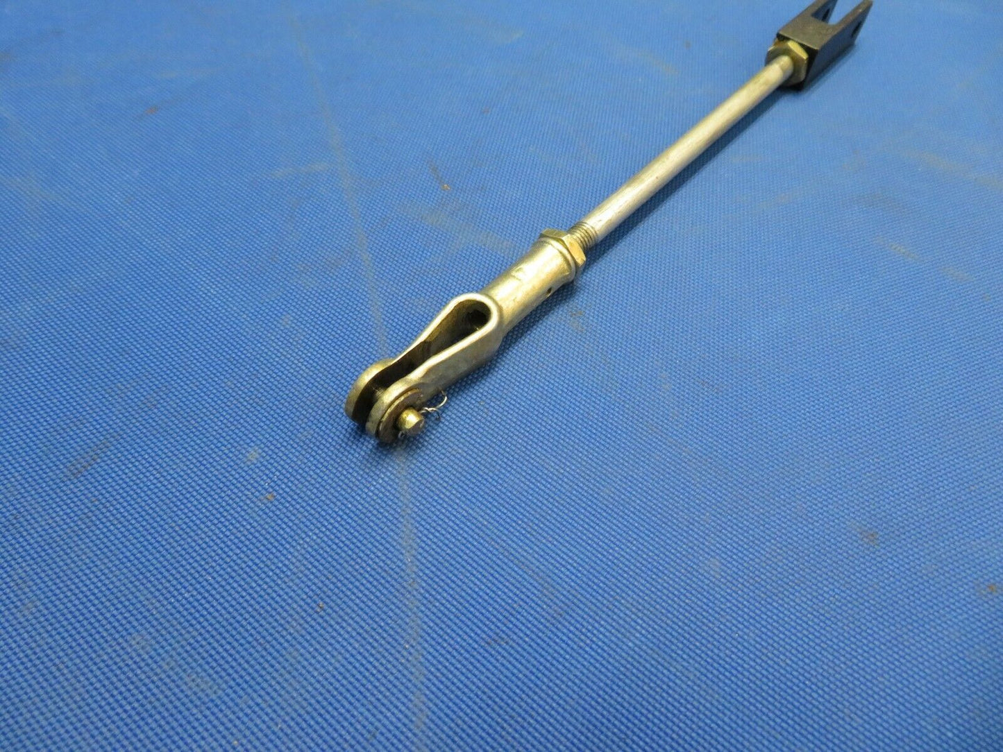 Cessna P210N / 210 Rod Cabin Door Window Latch P/N NAS354-4-531 (1020-148)
