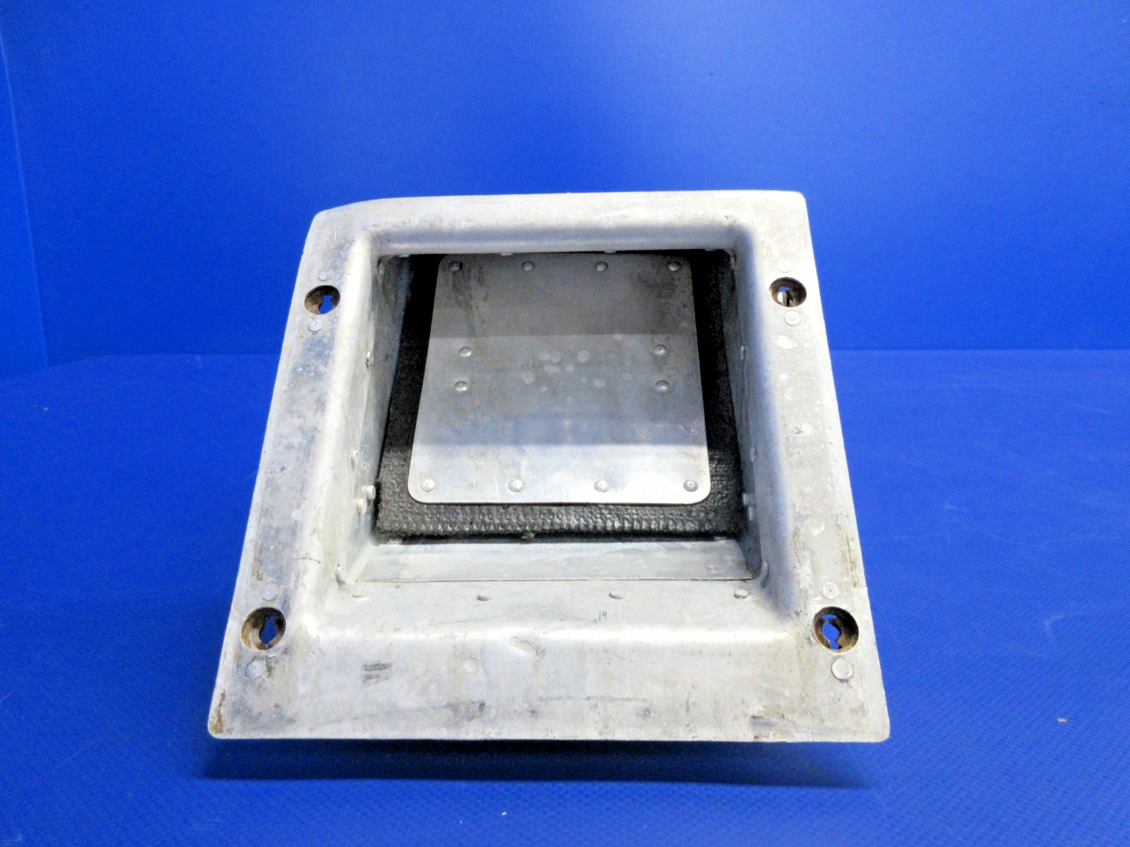 Cessna 172 Carburetor Air Box P/N 0550180-1 (0726-824)9