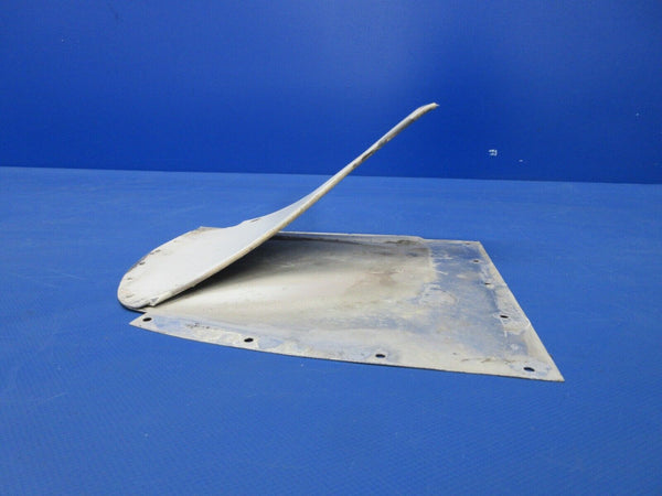 Cessna 150G Wing to Fuselage Fairing Assy LH & RH P/N 0412032-1 & -2 (0624-1441)