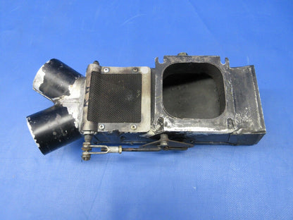Piper PA-23-250 Aztec Carburetor Air Box Assy RH Engine P/N 16463-09 (0924-1251)