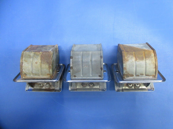 Beech C23 Sundowner Ash Tray LOT OF 3 (0724-942)