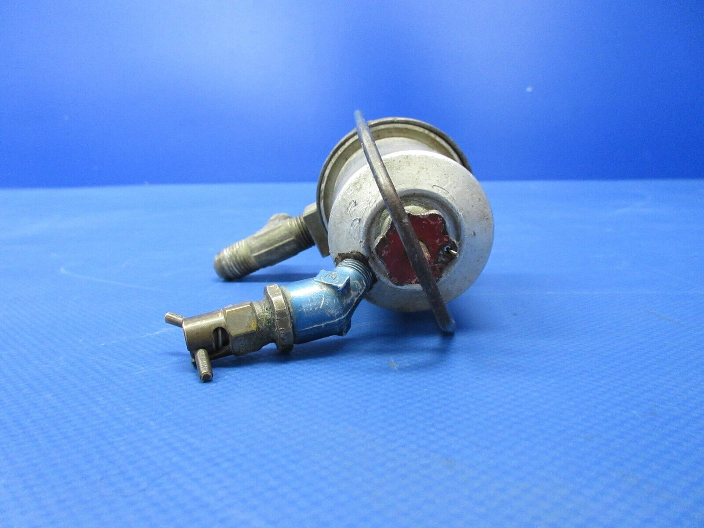 Piper PA-28-181 Archer Fuel Gascolator Assy P/N 62301-03 (0624-1377)