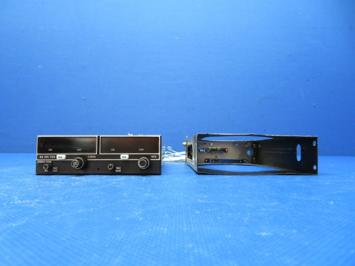 King KX155 Nav / Com w/ Rack 14v P/N 069-1024-38 TESTED w/ 8130 (0624-162)5