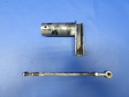 Piper PA-34-200T Seneca II Flap Torque Tube & Rod Assy LH  62764-00 (0524-1232)