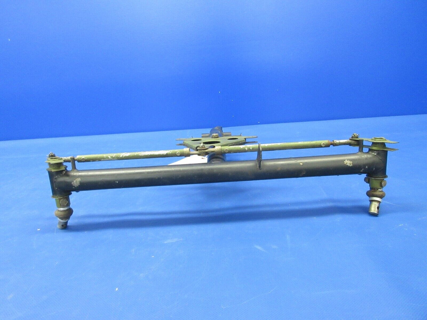 Grumman Yankee AA-1B Control Column Dual Controls P/N 602104-502 (0524-1016)