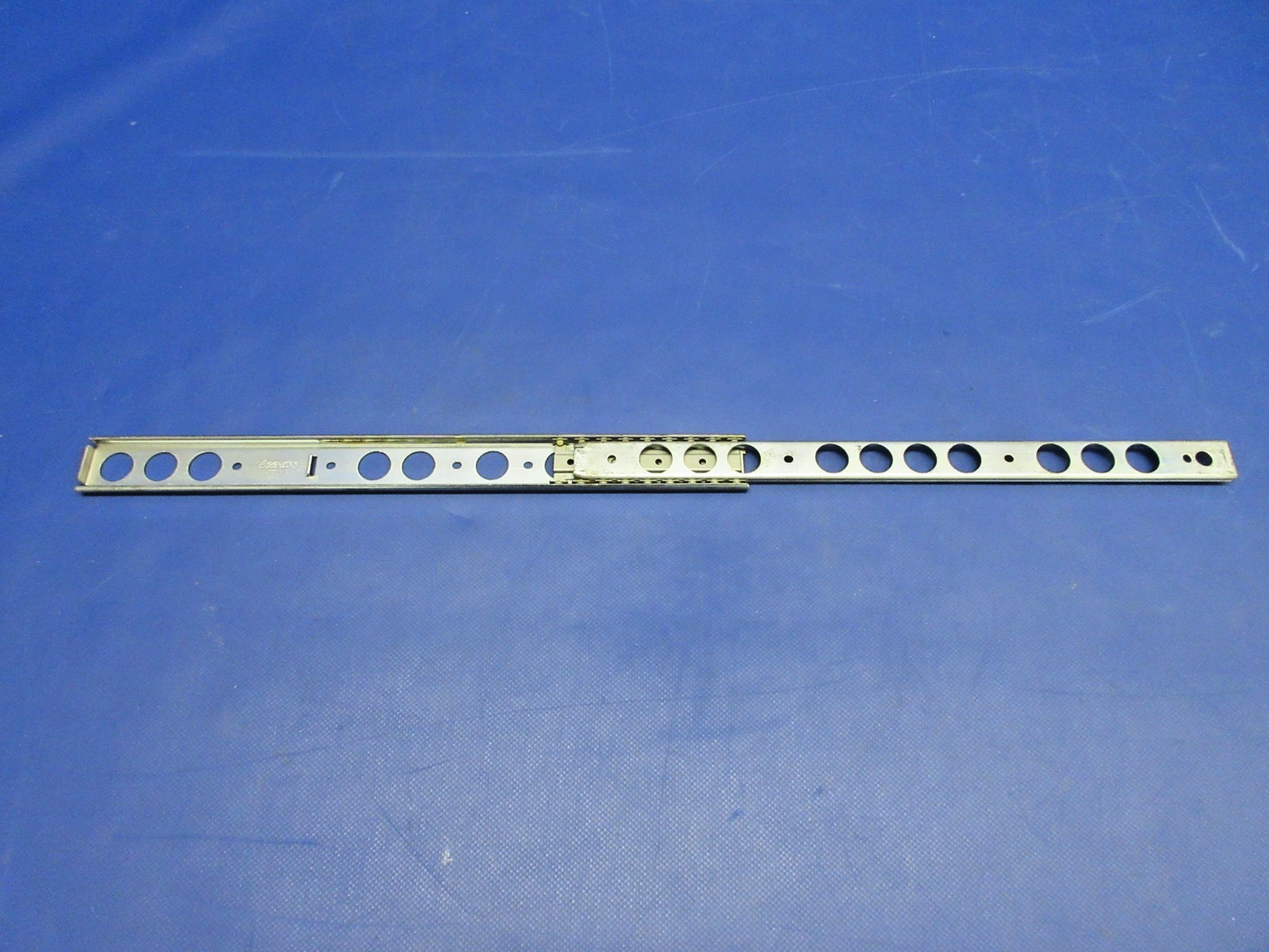 Beech King Air Accuride Lower Drawer Slide P/N C203-952 LOT OF 6 NOS (0326-710)5