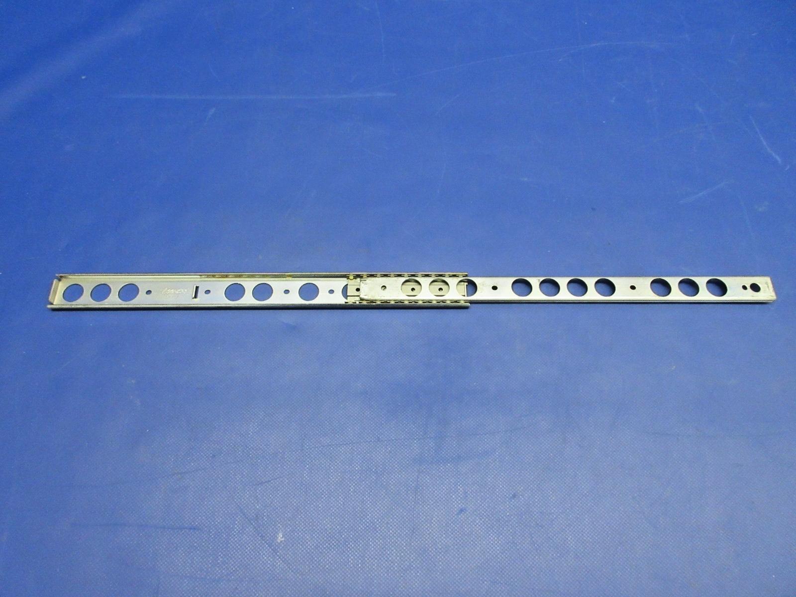 Beech King Air Accuride Lower Drawer Slide P/N C203-952 LOT OF 6 NOS (0326-710)5