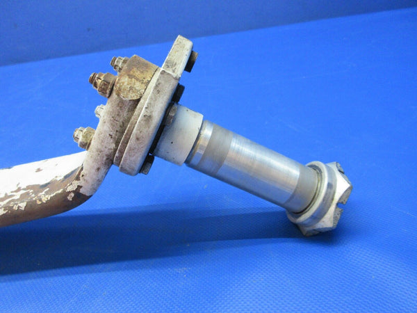 Piper PA-38 Tomahawk RH Main Gear Leg w/ Axle P/N 77787-301 (0724-1262)