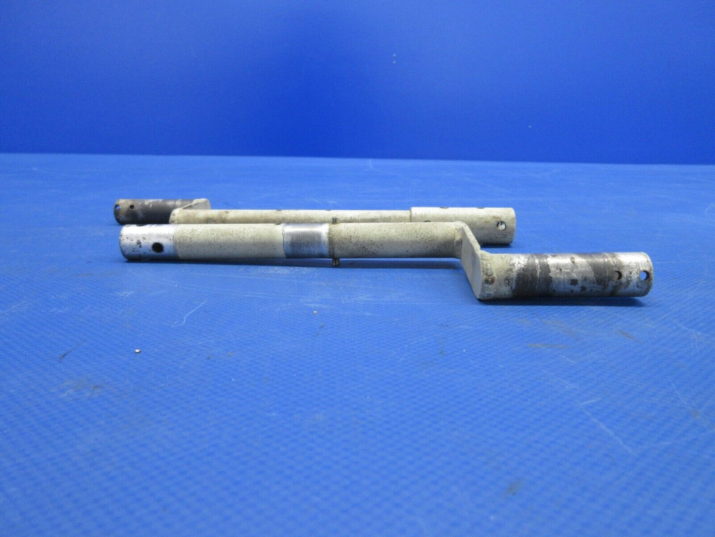 Cessna Crank Weld LH &  RH Splice Seat Adjuster 1714074-13 & -14 (0624-742)
