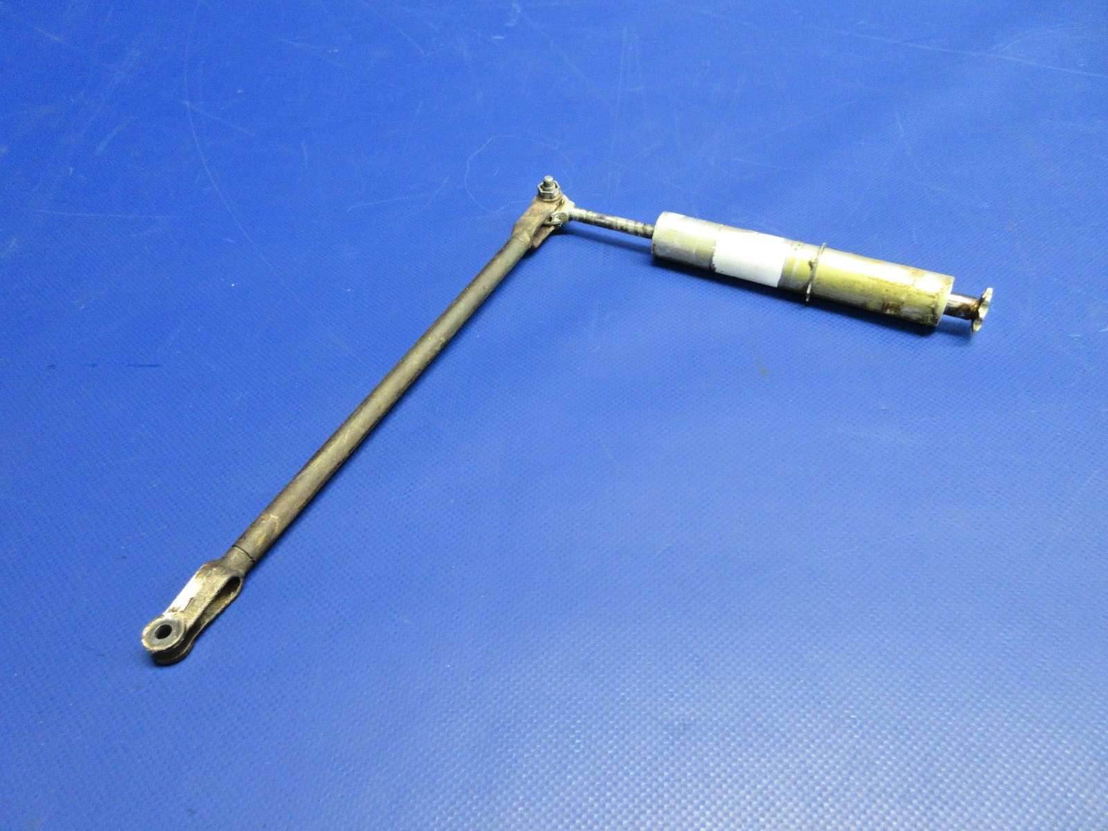 Cessna 310 / 310I Aileron Trim Tab Actuator P/N 0310293-2 (0326-950)0