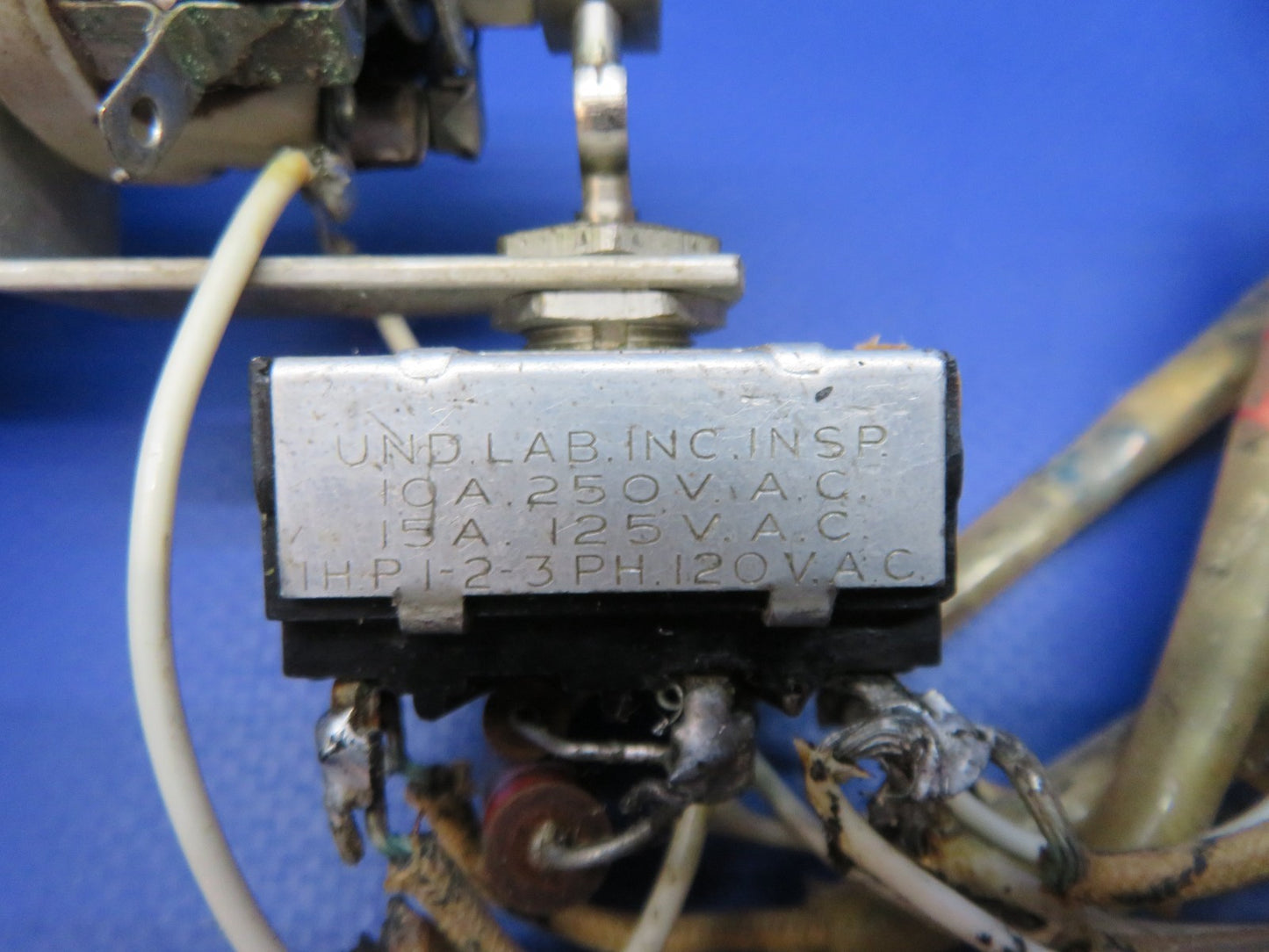 47032040