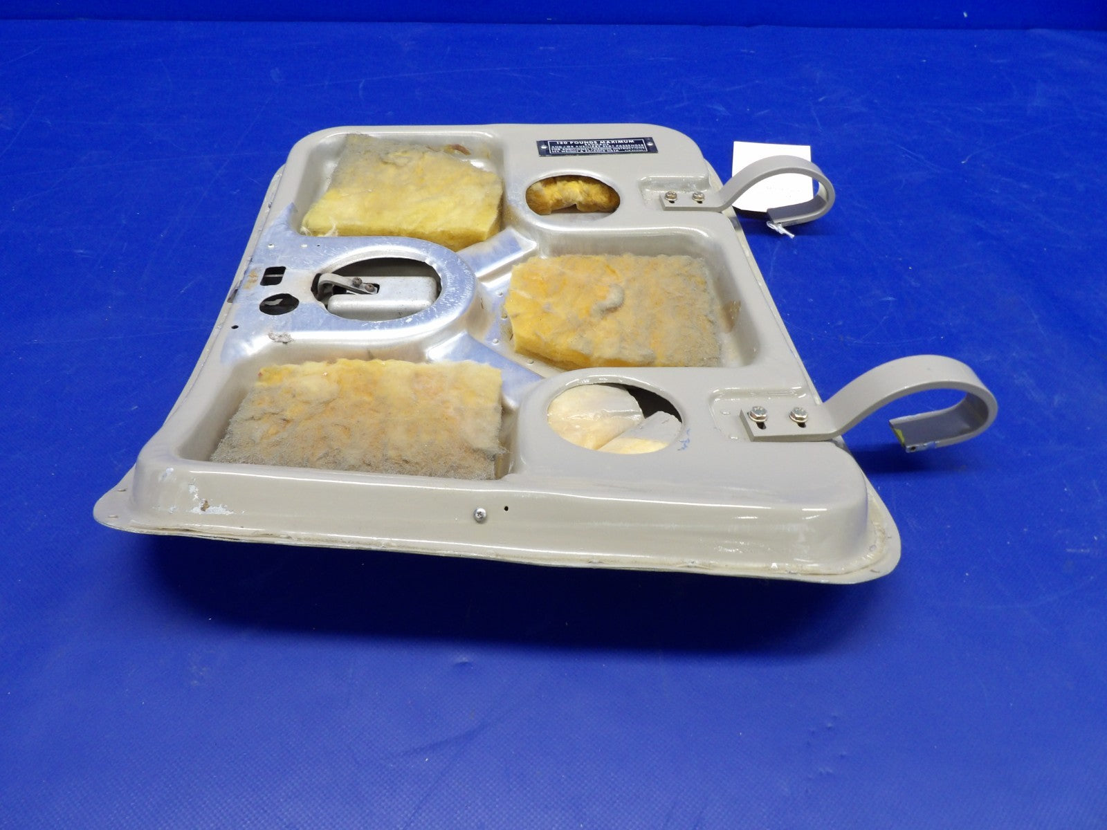 Cessna 182 / 182L Baggage Door NO Key P/N 0711629-5 (0226-2042)7