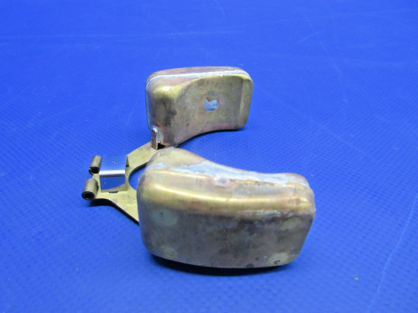 Precision Carburetor Bowl Float P/N 30-766 NOS (0426-785)16