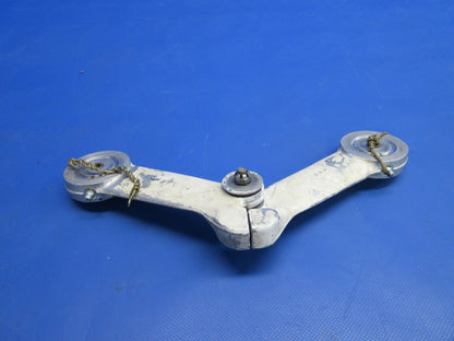 Piper PA-28 MG Torque Link Assy P/N 65619-00 (0624-755)