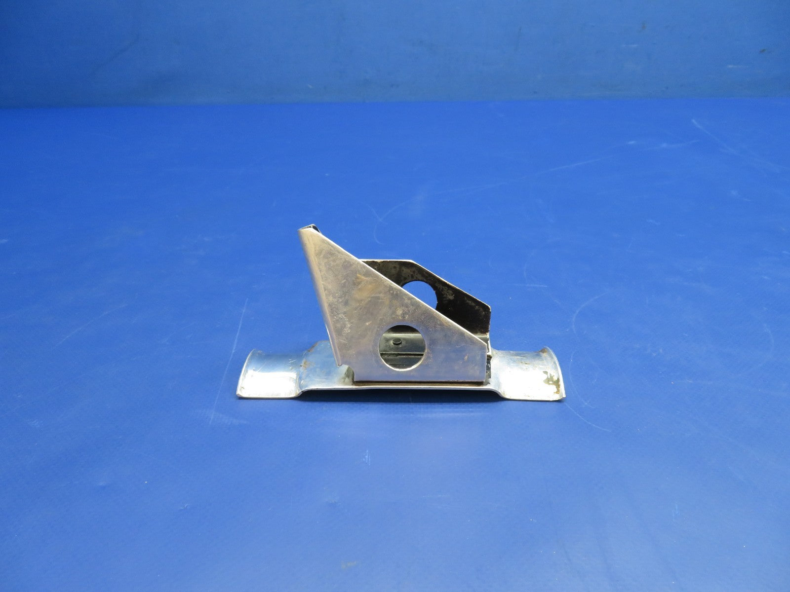 Cessna 310 / 310J Bracket Propeller Control P/N 0852000-41 (0326-1770)0