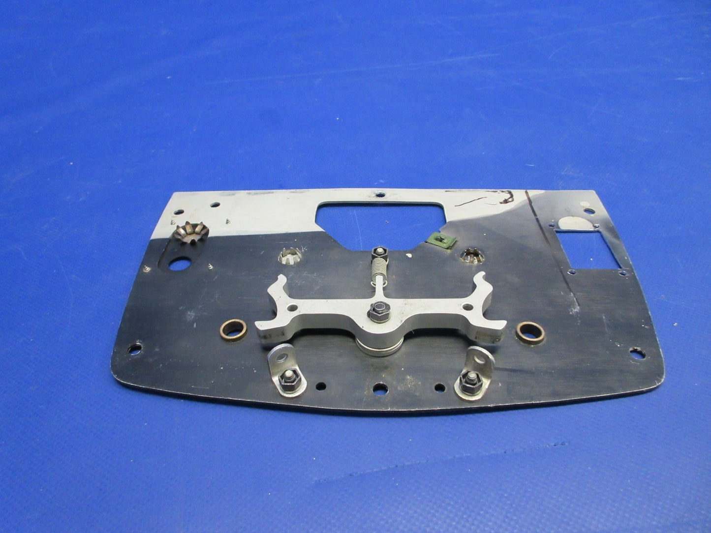 Beech D95A Travel Air Fuel Selector Valve Cover Plate P/N 96-920011-11 (0326-75910