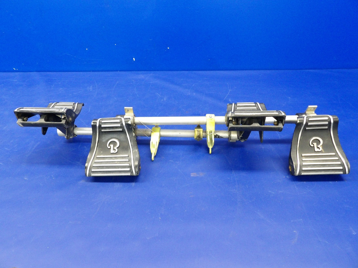 Beech 76 Duchess Rudder Pedals & Bars Set P/N 169-524013-67 (0526-2053)1