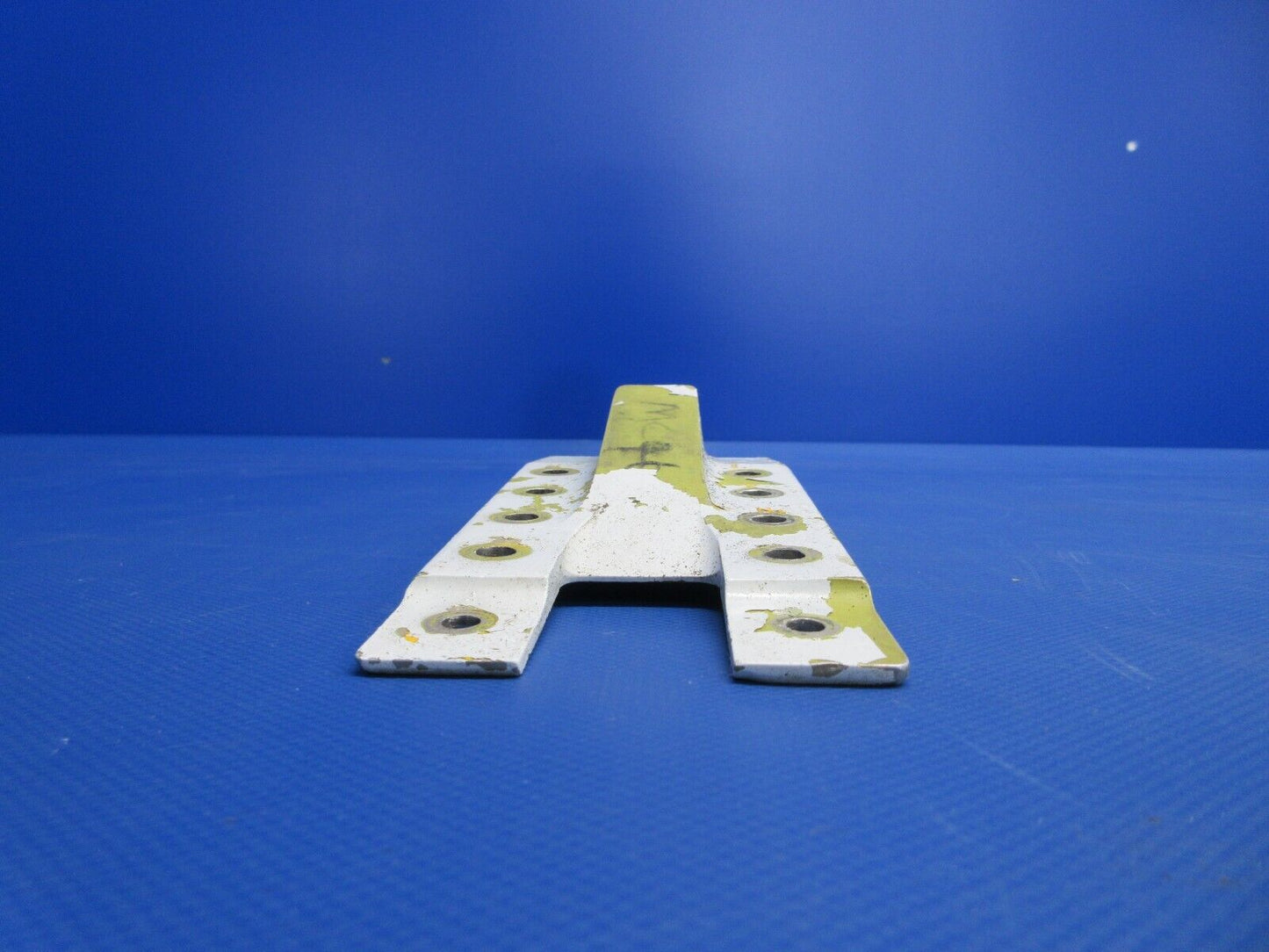 Beech C24R Sierra Lower Splice Plate Fitting P/N 169-110017-1 (0524-1875)