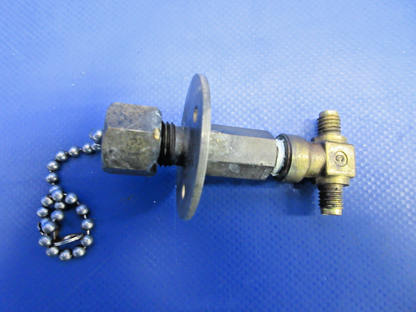 Piper PA-31T1 Cheyenne Scott Oxygen Charging Valve P/N 26875-22 (0626-817)1