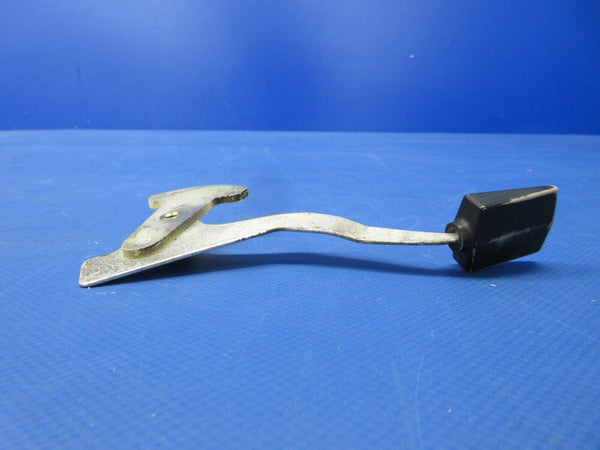 Cessna 177B Cardinal Flap Control Arm & Lever Assy P/N 15122180-13 (0824-1269)