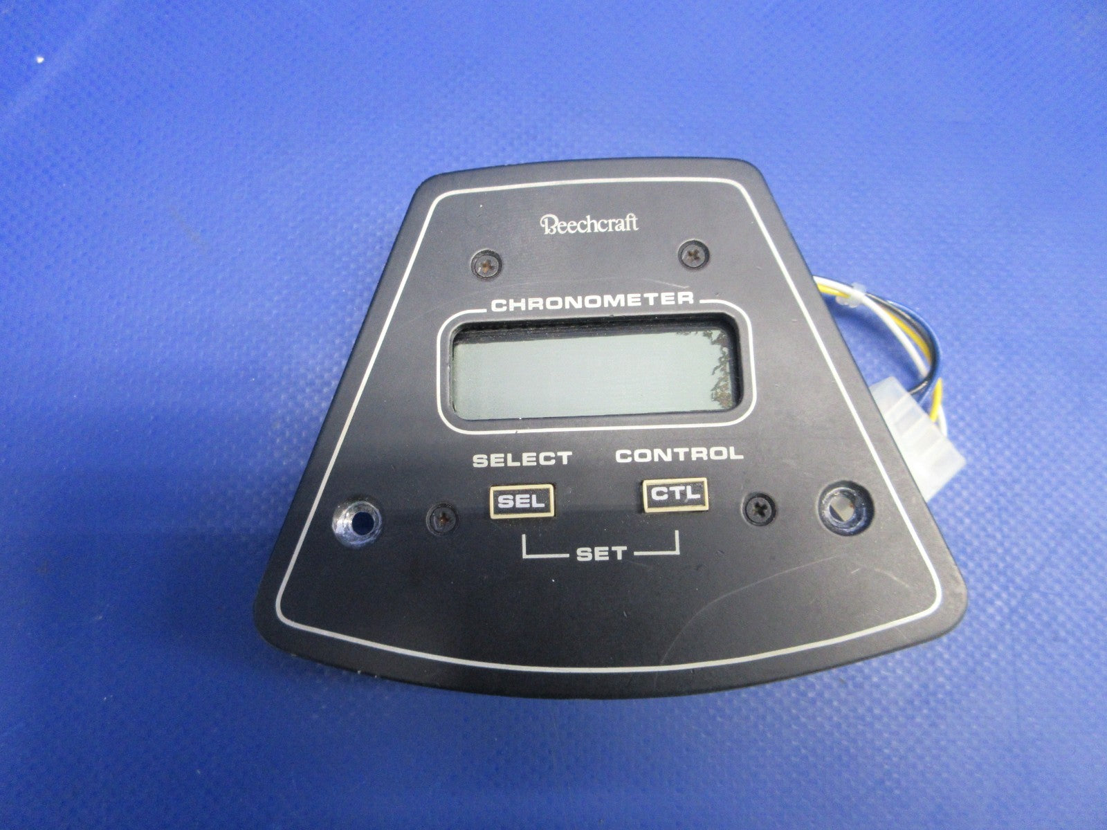 Beech Dual Yoke Davtron MB801-28 Digital Clock P/N MB801-28 TESTED (0626-896)1