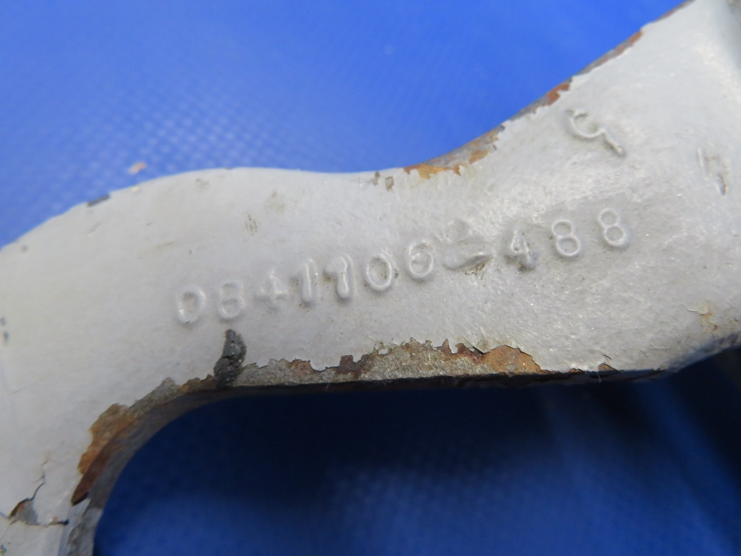 Cessna 421 RH Main Gear Idler Bellcrank P/N 0841106-6 (0726-431)7