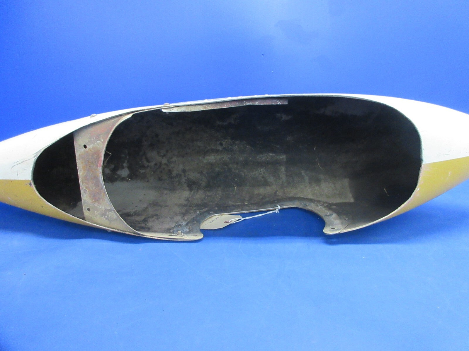 Cessna 150 RH  Main Gear Wheel Pant / Fairing P/N 0541185-6 (1124-807)5